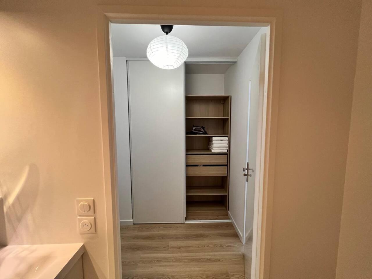 Disneyland Minimalist Lifestyle - 5 Pax Apartment Serris Exterior photo